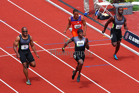 Men 100m Semi-final heat 1